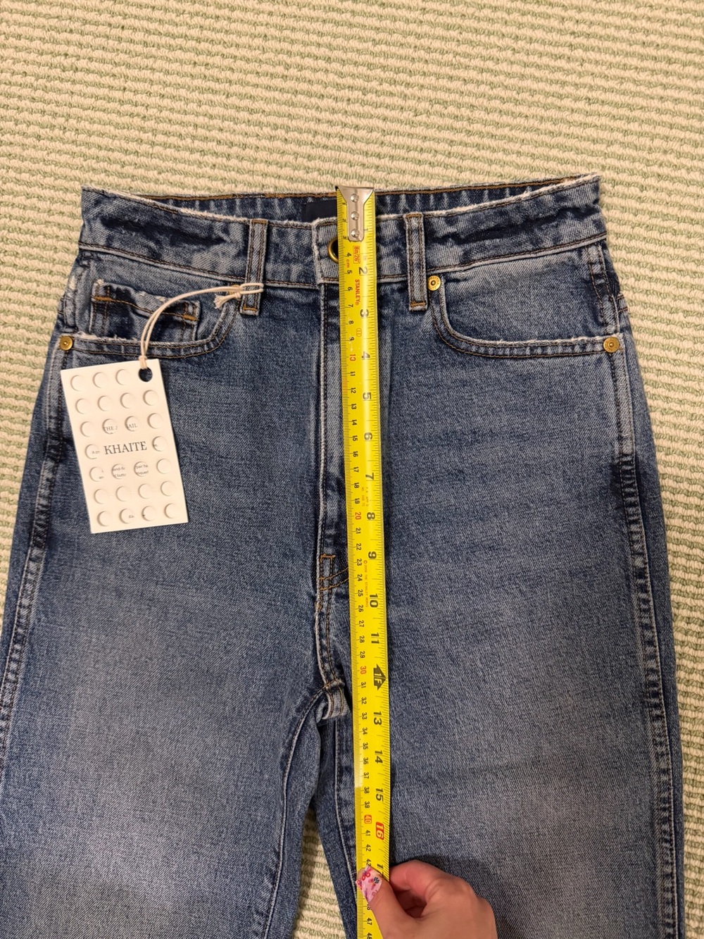 KHAITE Light Blue High-Rise Cropped Jeans - Picture 7 of 10